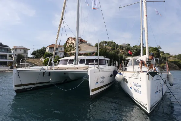 TRITON 89