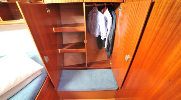  Front Cabin - June 2014