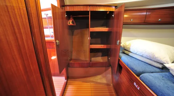  Front Cabin - June 2014