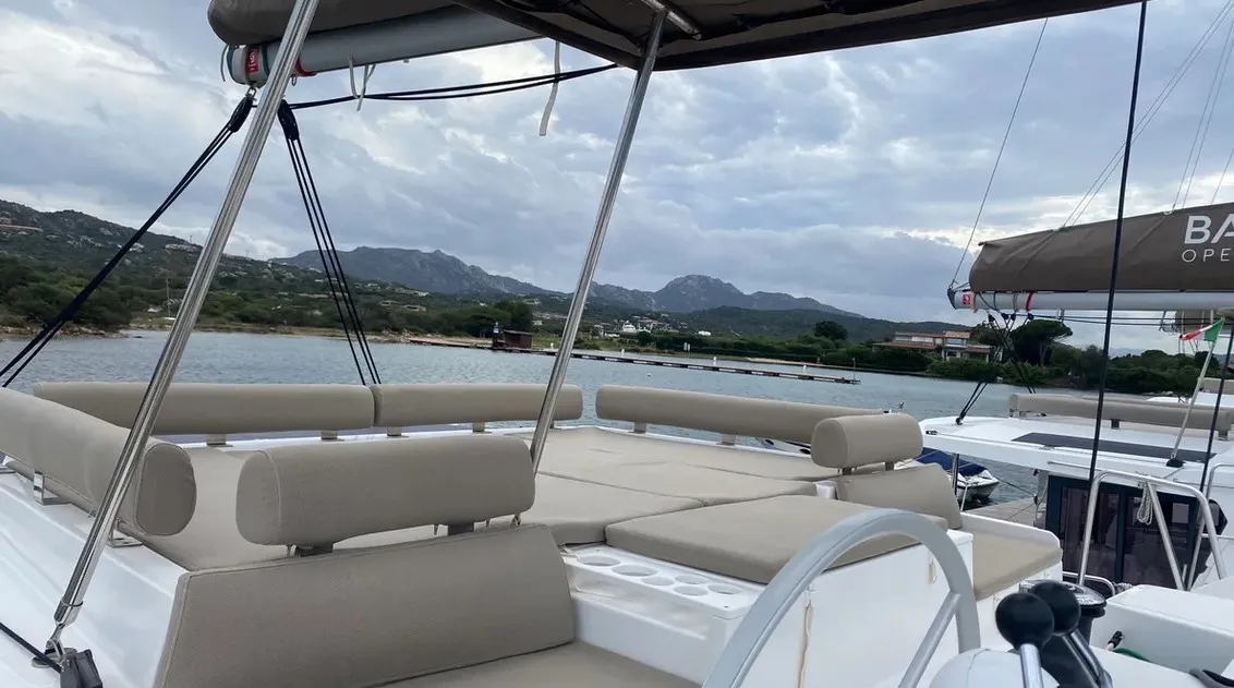Tursiops - Catamaran in Portisco