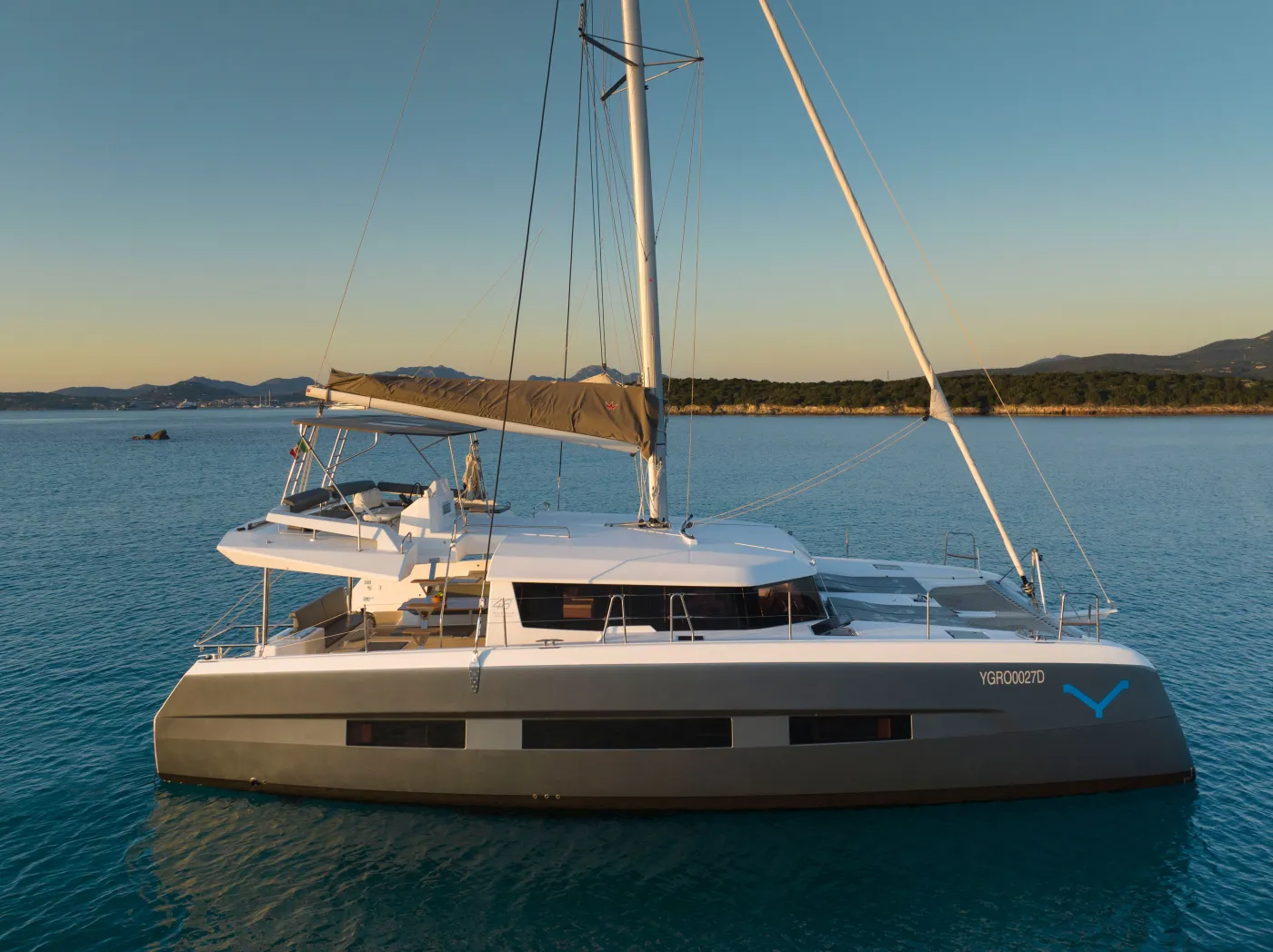 Delphinus - Katamaran içinde Porto Rotondo