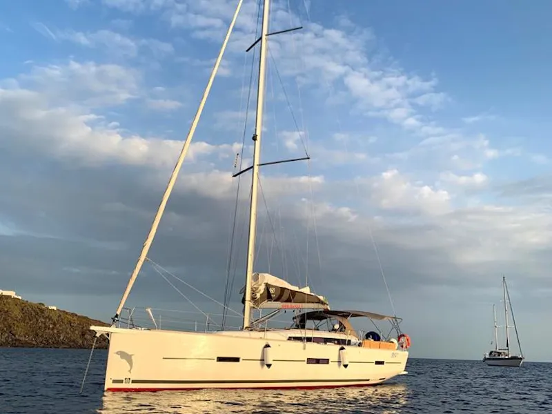 Wonder Planet - Sailboat in Tonnarella