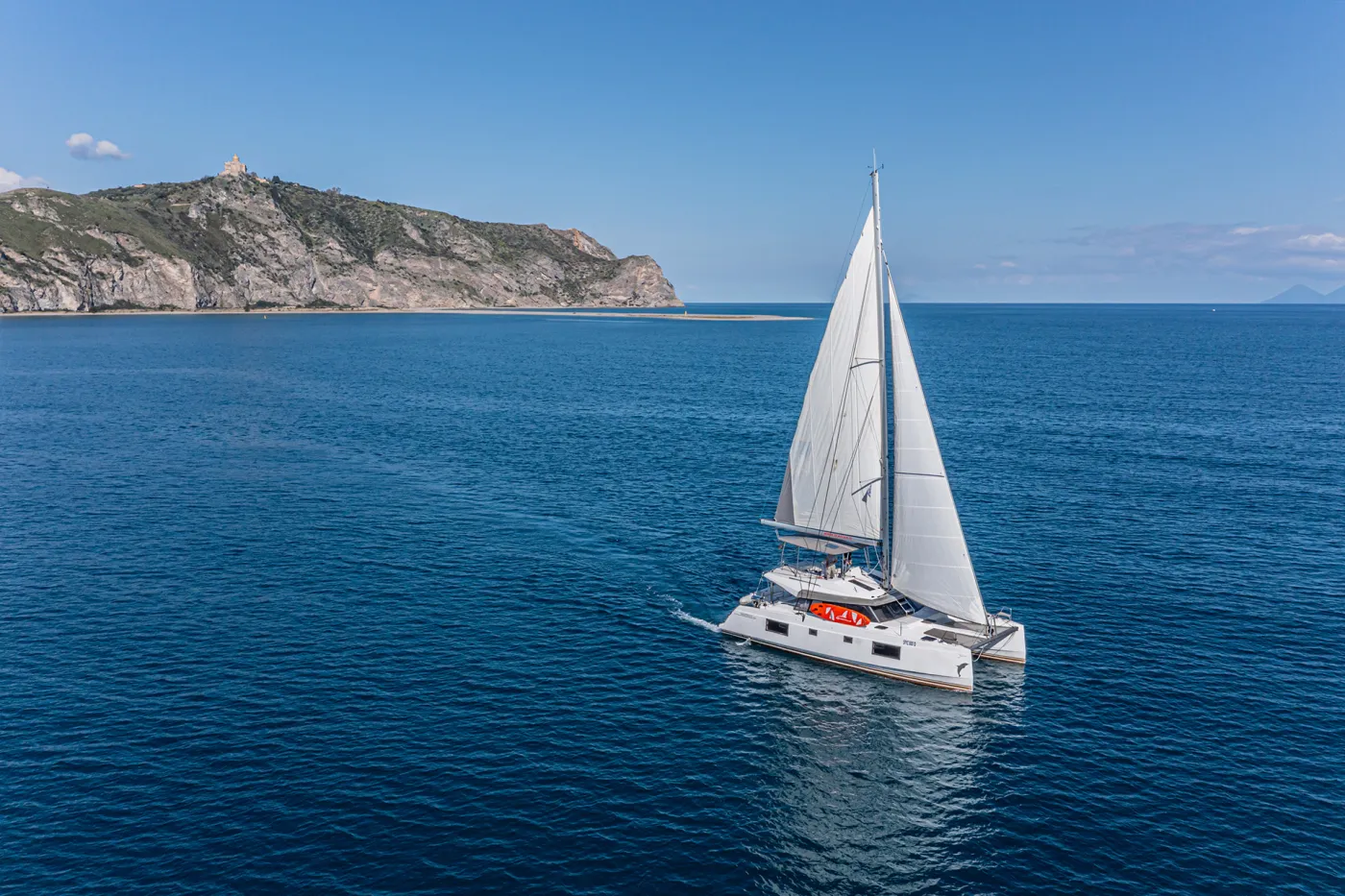 Harmony Planet - Catamaran in Tonnarella