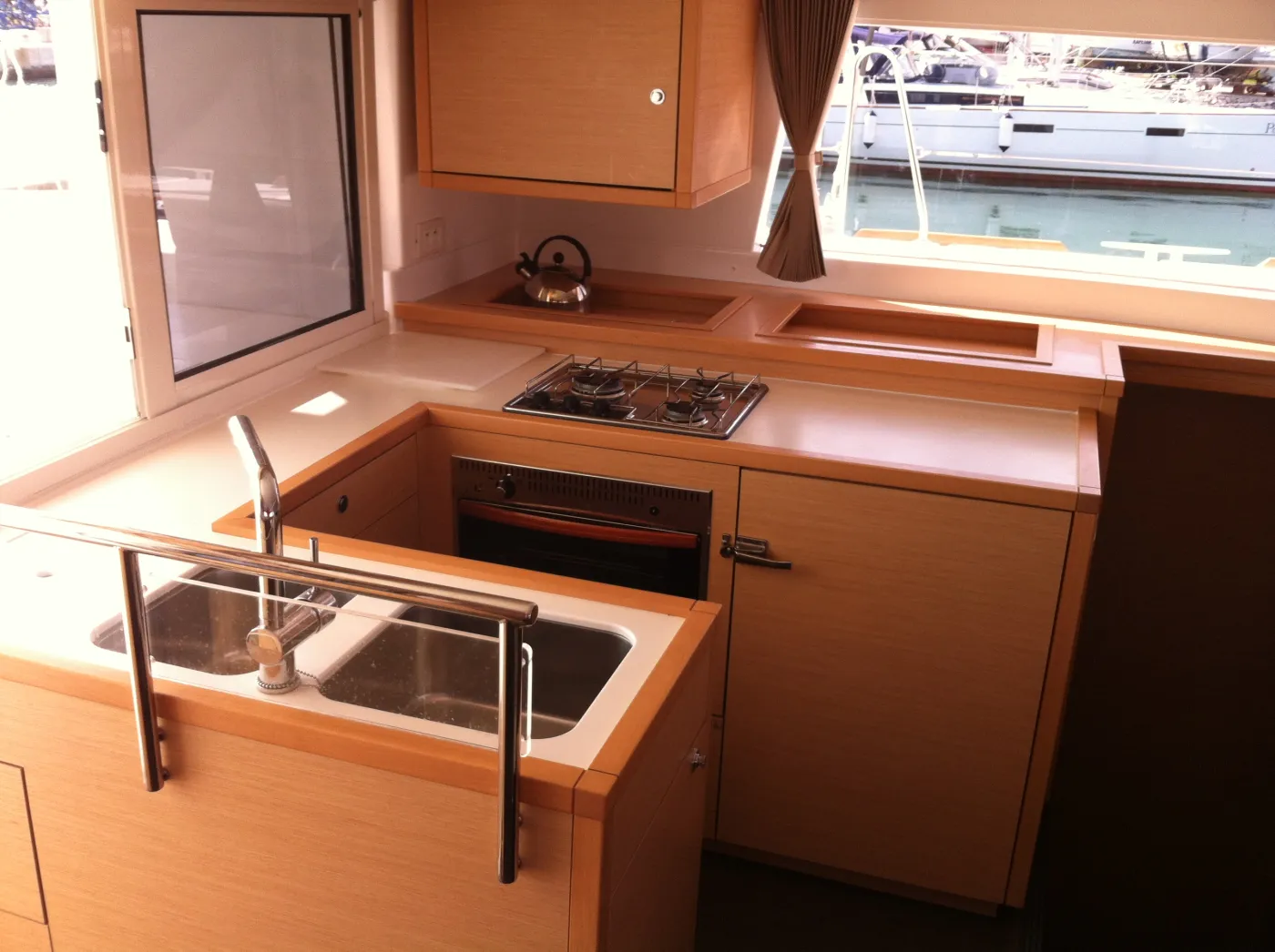 Bevanda - Catamaran in Medulin