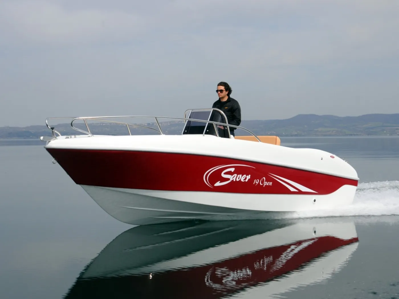 Saver 19 - Motor Yat içinde Sirakuza