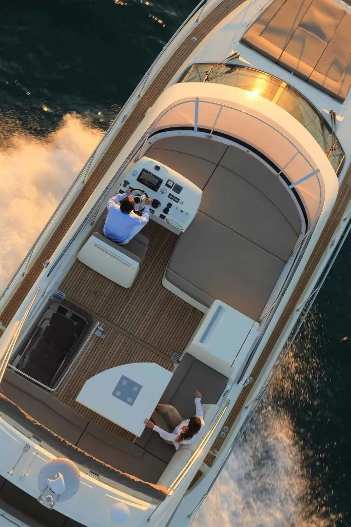 Beni - Motor Yacht in Location 35.8249, 15.2747