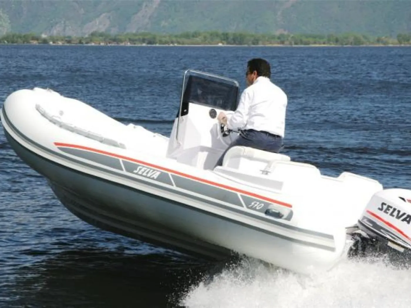 Selva 570 Elegance - Motor Yat içinde Sirakuza