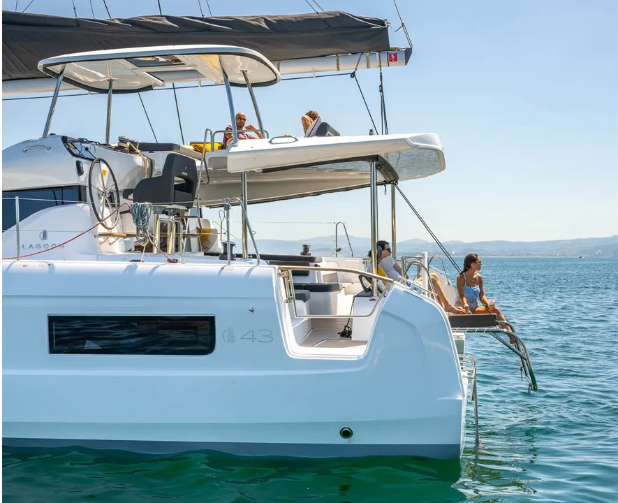 Michelangelo - Catamaran in Mpenitses