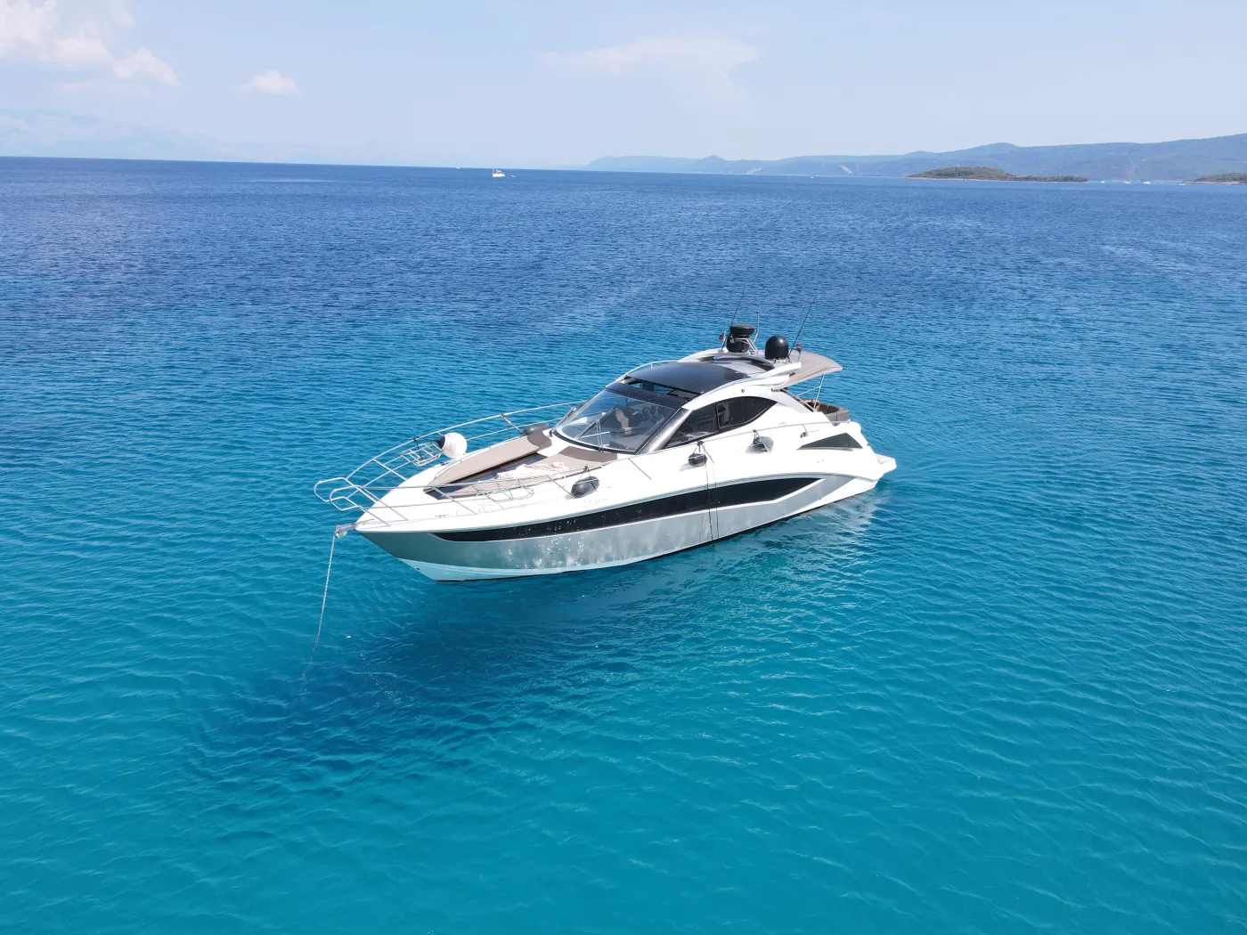 Manoli - Motor Yacht in Seget Donji