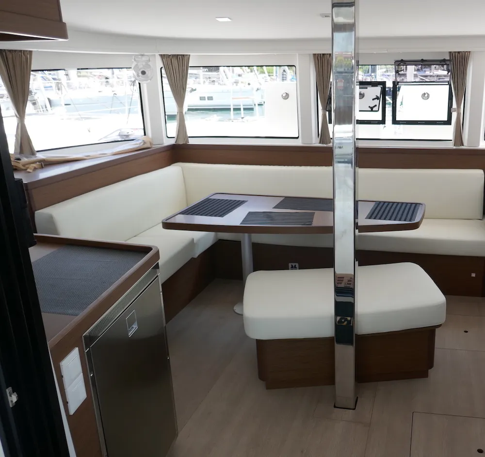 Coral Seas - Catamaran in Lavrio