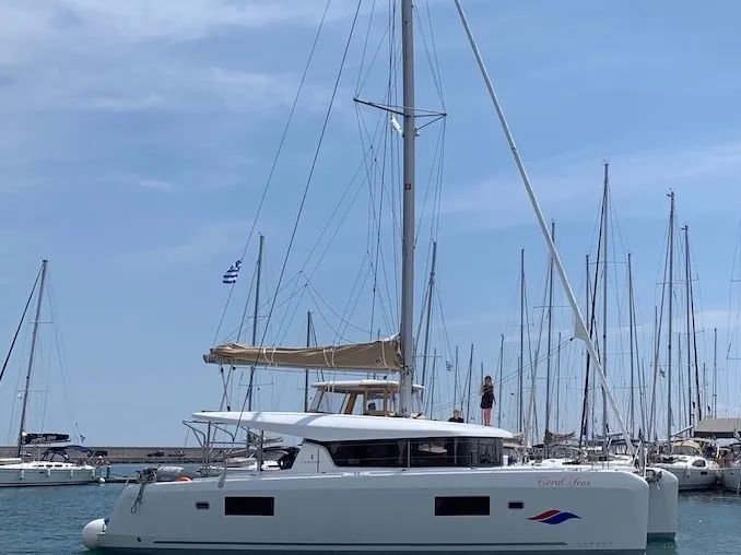 Coral Seas - Catamaran in Lavrio