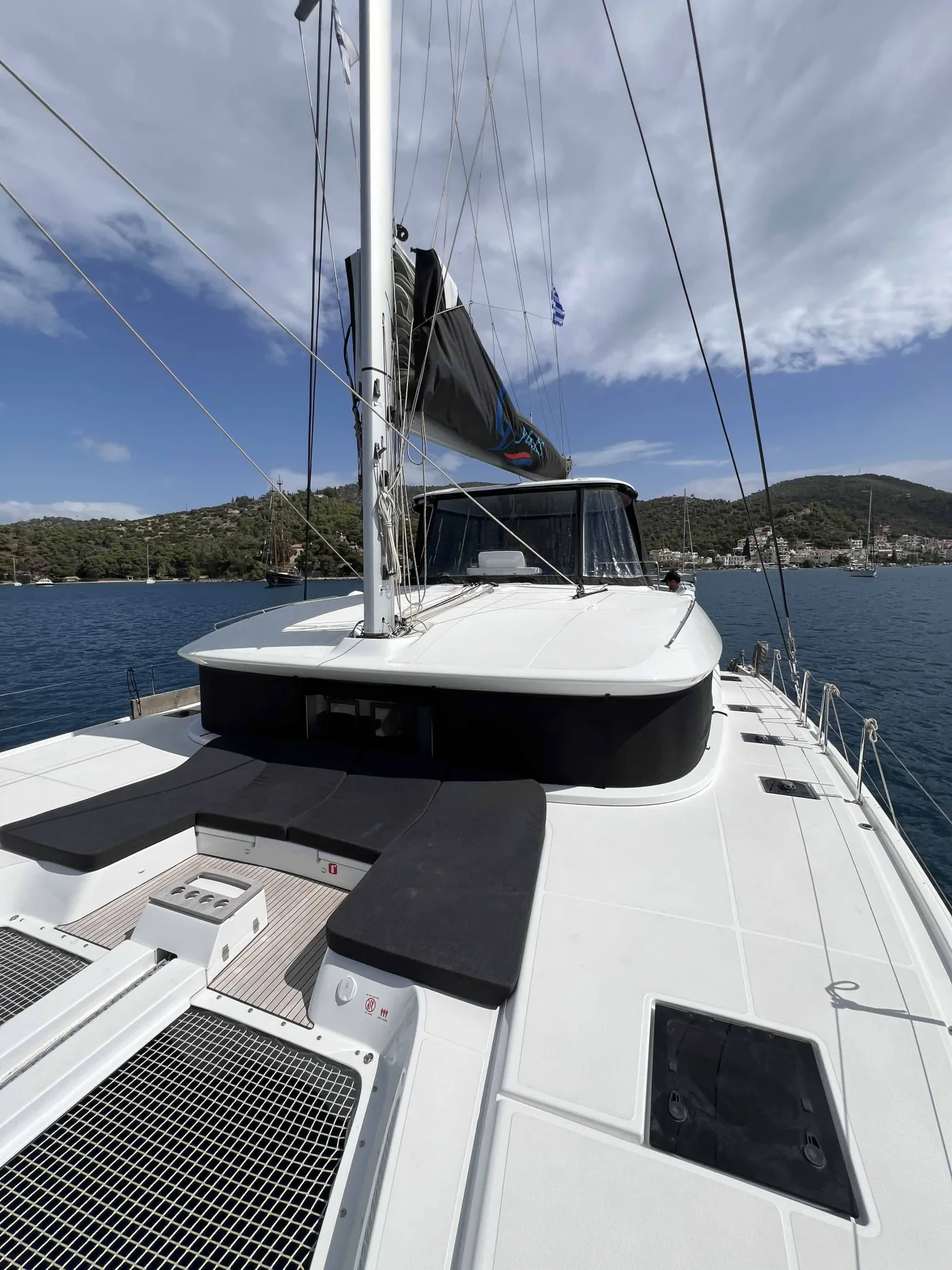 Pearl - Catamaran in Alimos