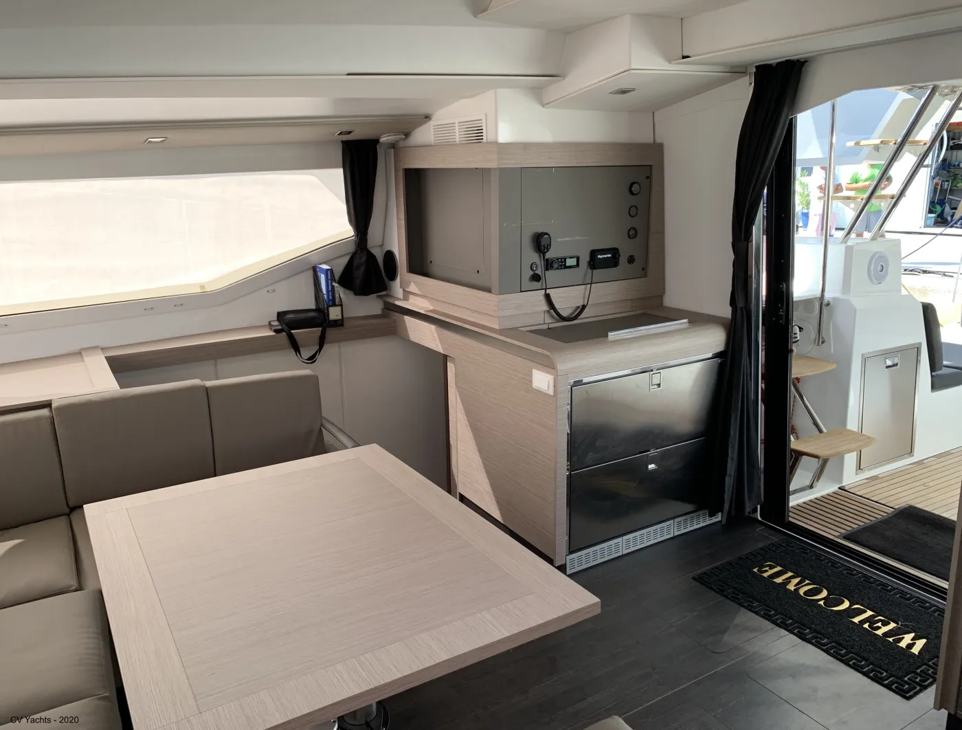 Lazuli - Catamaran in Alimos