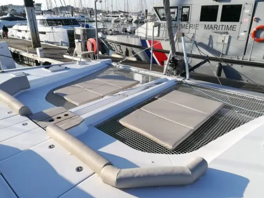 Aseba - Katamaran içinde Cogolin