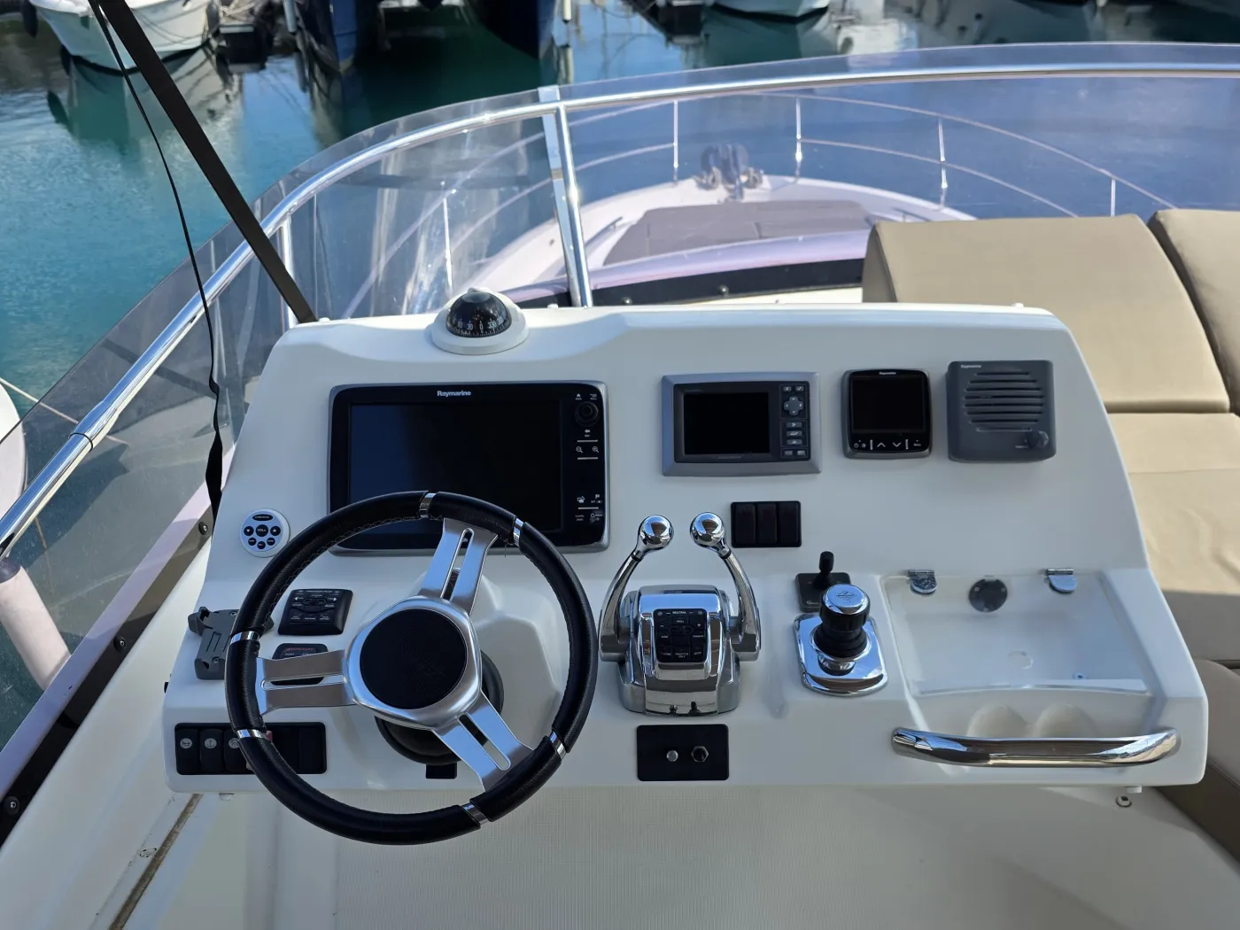 Very Bery - Motor Yacht in Primošten