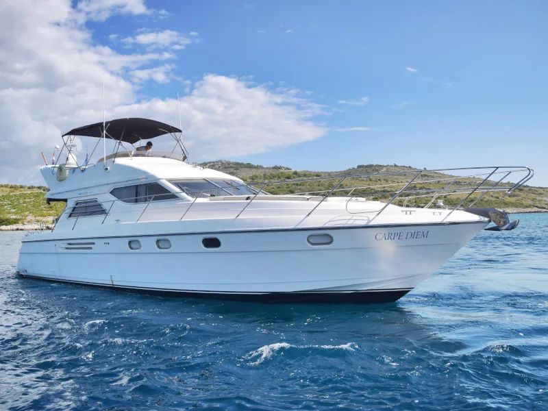 Carpe Diem - Motor Yacht in Primošten