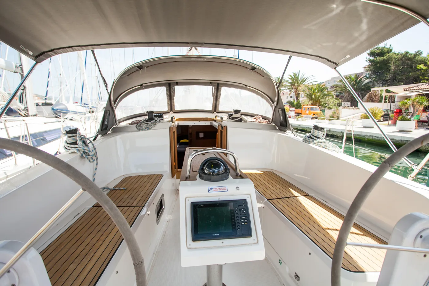 Dolce vita - Sailboat in Trogir