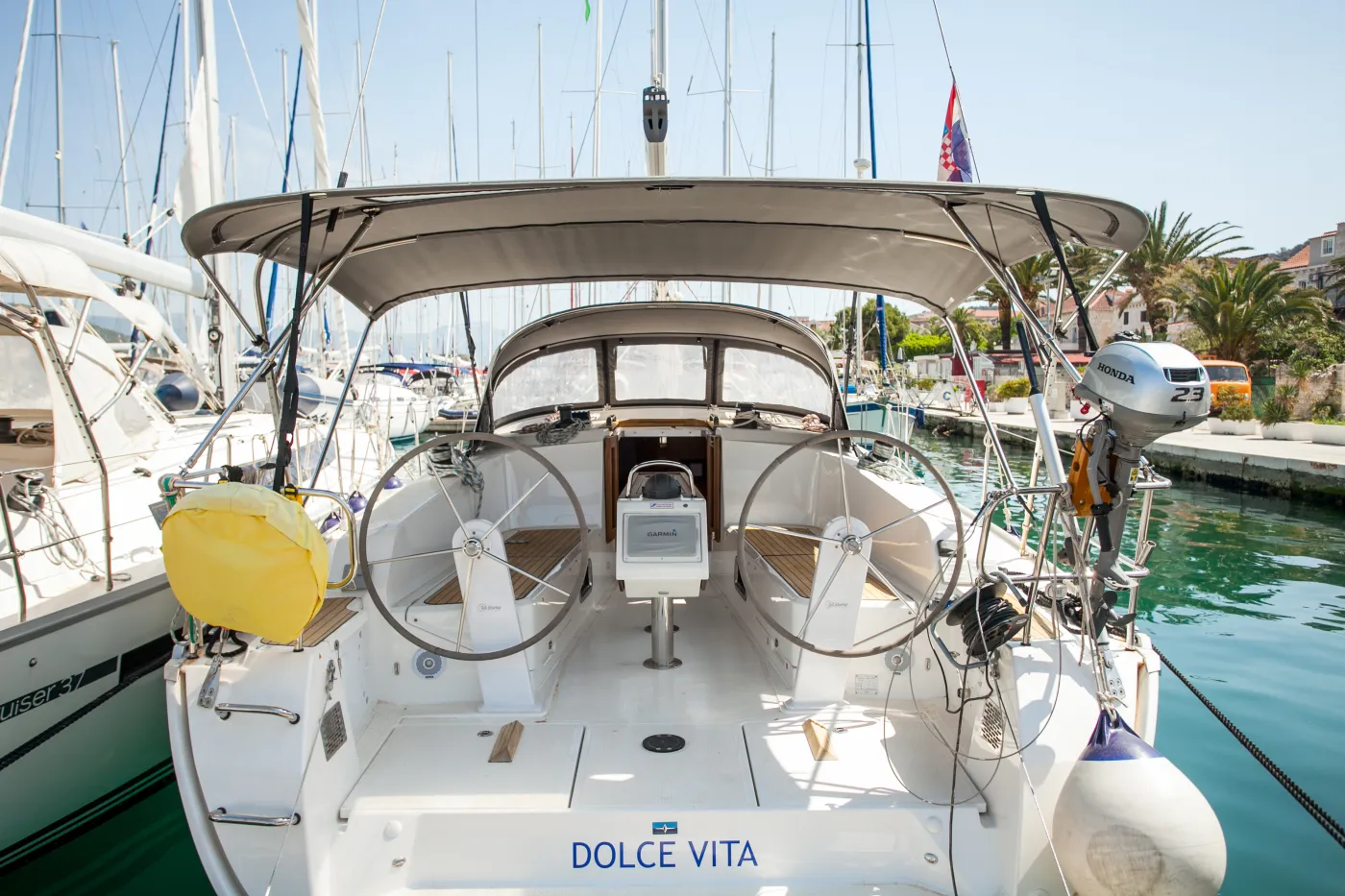 Dolce vita - Sailboat in Trogir