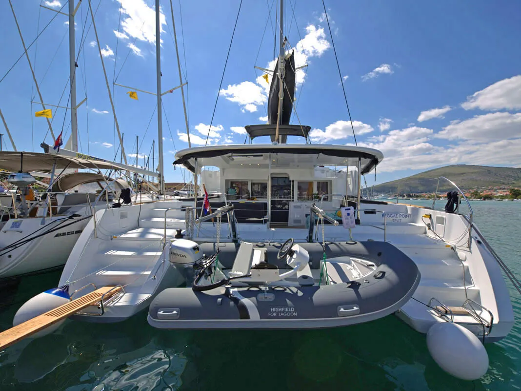 REGGAE POINT - Catamaran in Komolac