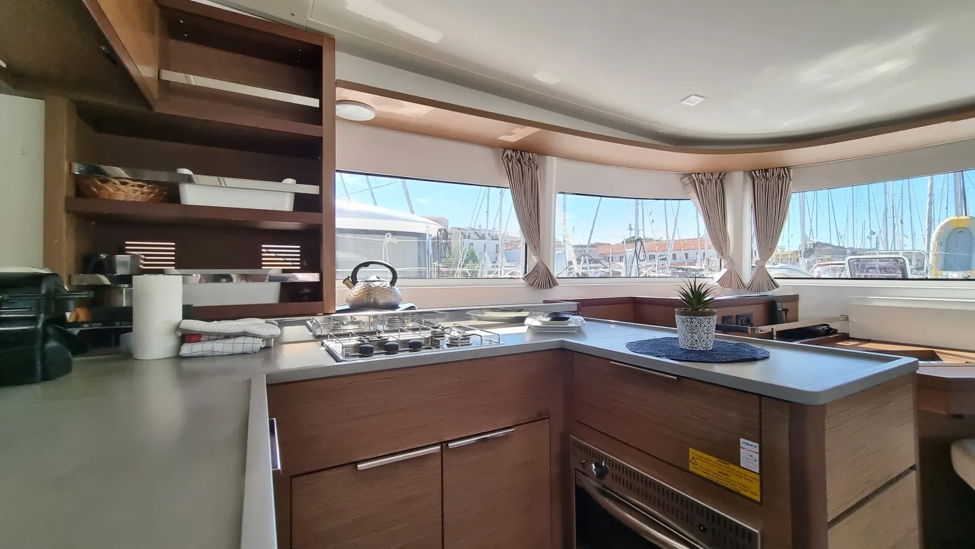 MAGIC POINT - Catamaran in Trogir