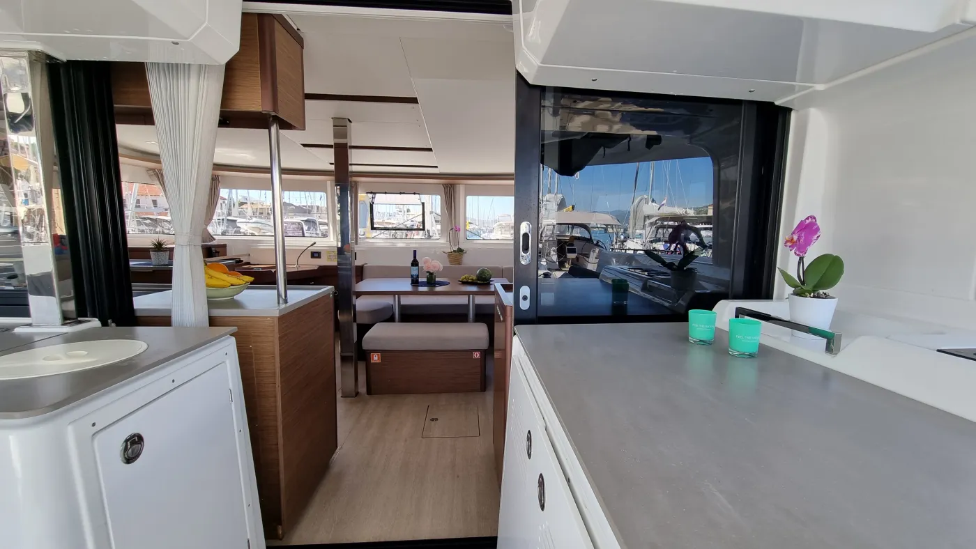 MAGIC POINT - Catamaran in Trogir