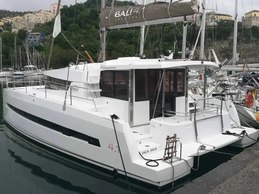 Siga Siga - Catamaran in Agropoli