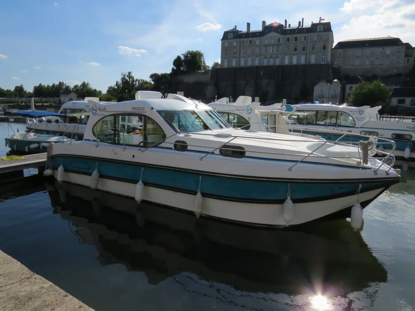 Prélude - Motor Yacht in Sablé-sur-Sarthe