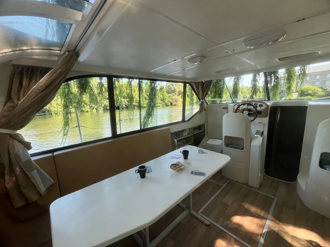 Concerto 2 - Motor Yacht in Sablé-sur-Sarthe