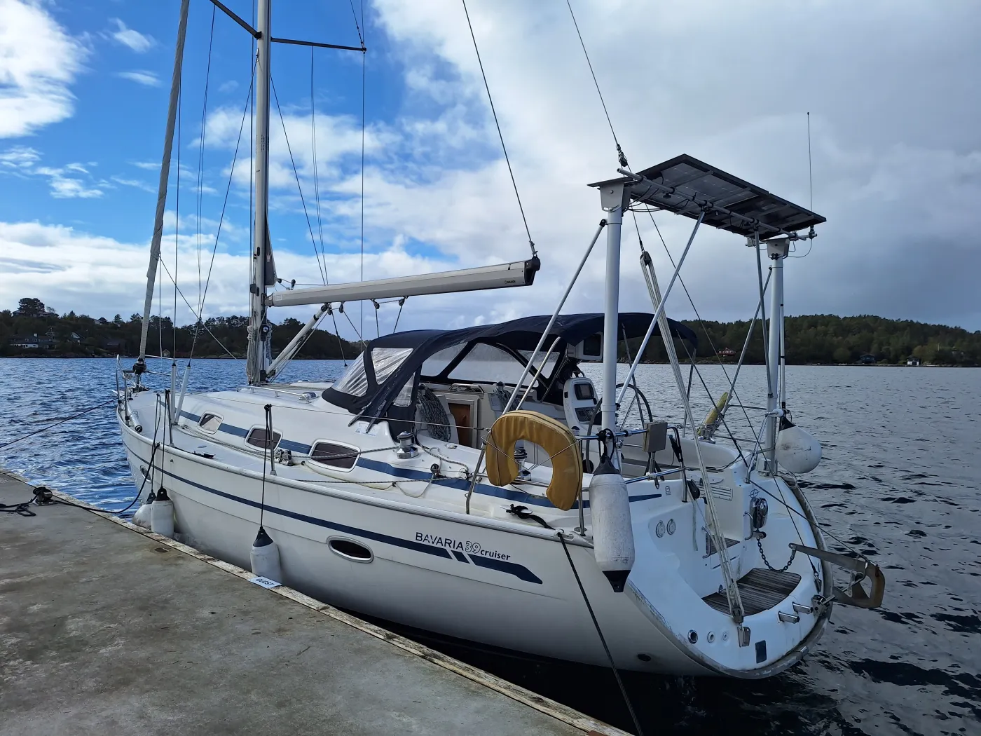 TY - Sailboat in Ytrebygda