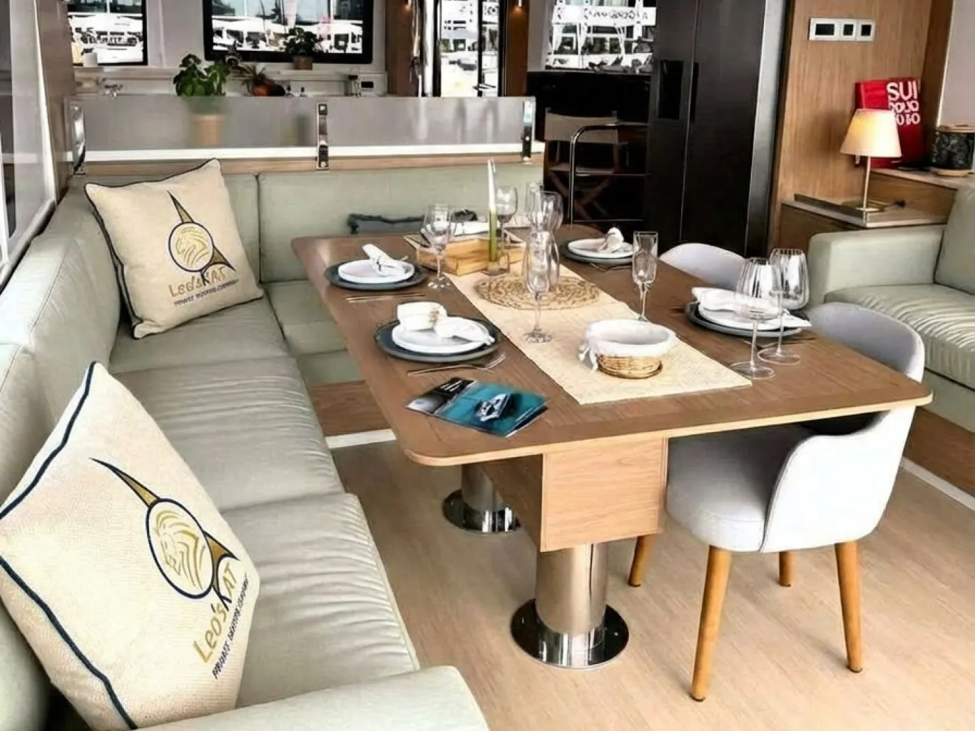 Leo's Kat - Katamaran içinde Lefkada