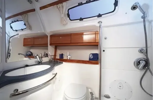Ocean Caresser