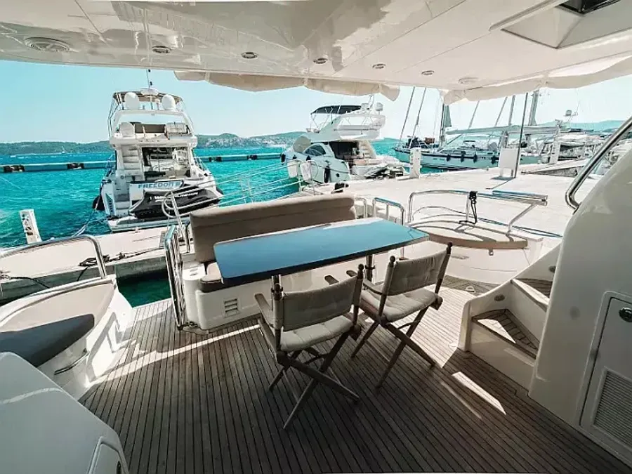 Premium - Motor Yacht in Drage