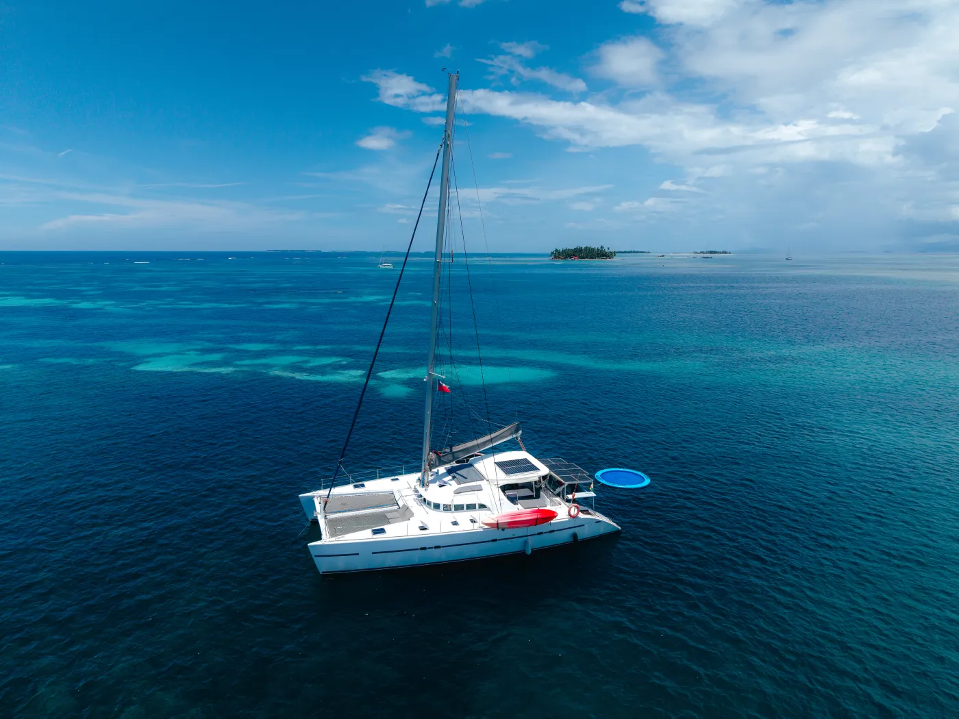 Charcot - Catamaran in Panama