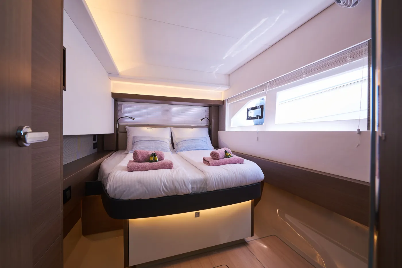 Good Vibes - Catamaran in Seget Donji