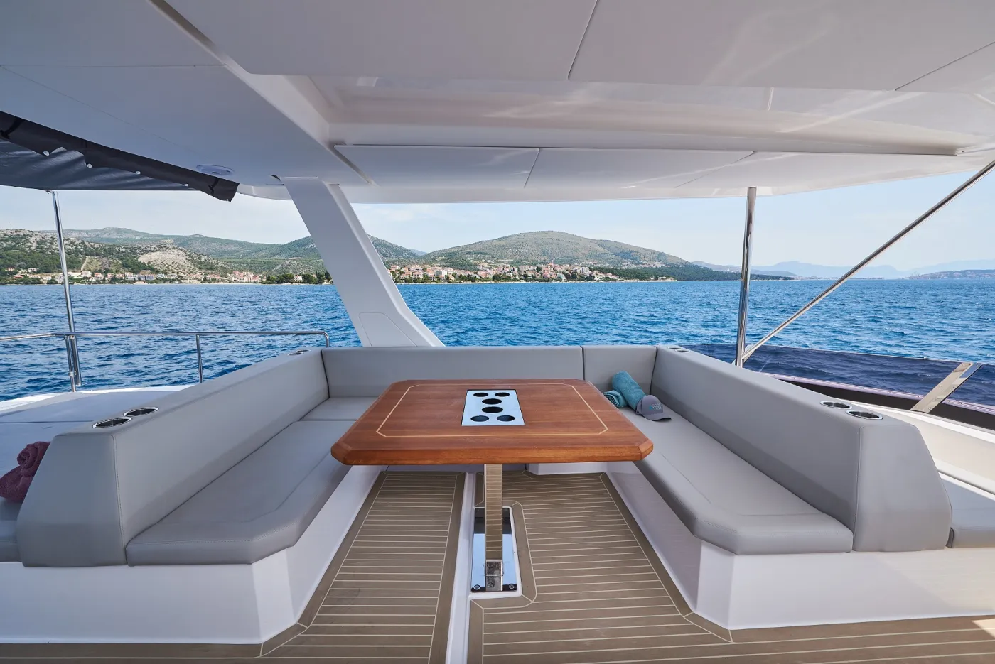 Good Vibes - Catamaran in Seget Donji