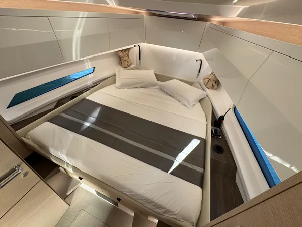 Nautilus 01