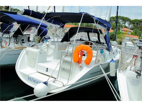 Main image