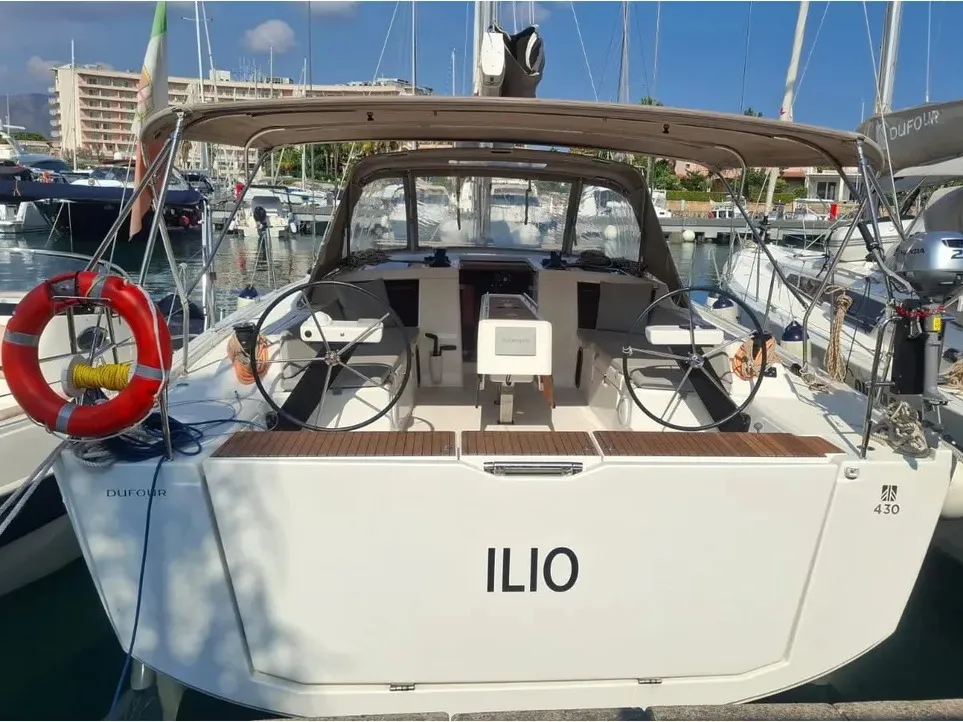 Ilio - Yelkenli içinde Cagliari