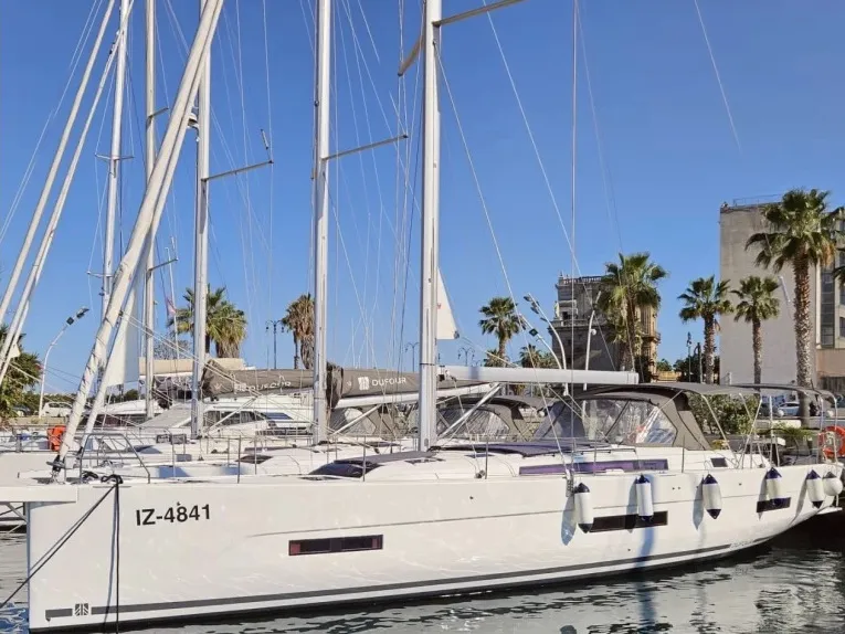 Tano - Yelkenli içinde Cagliari