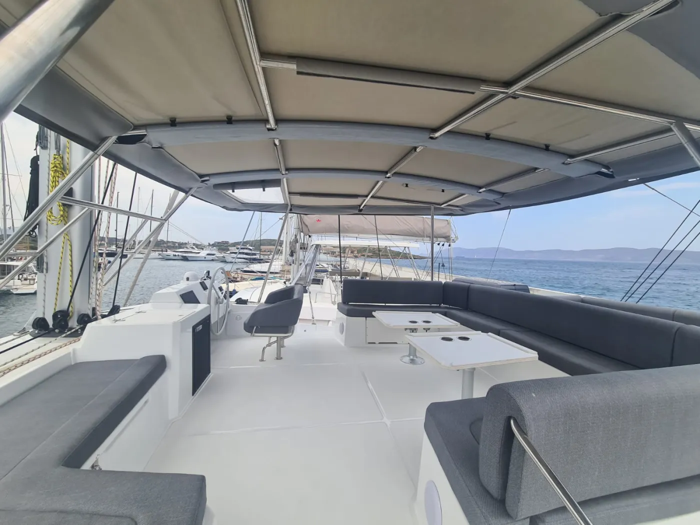 AMMOS IV - Fully Equipped - Catamaran in Anatoliki Attiki