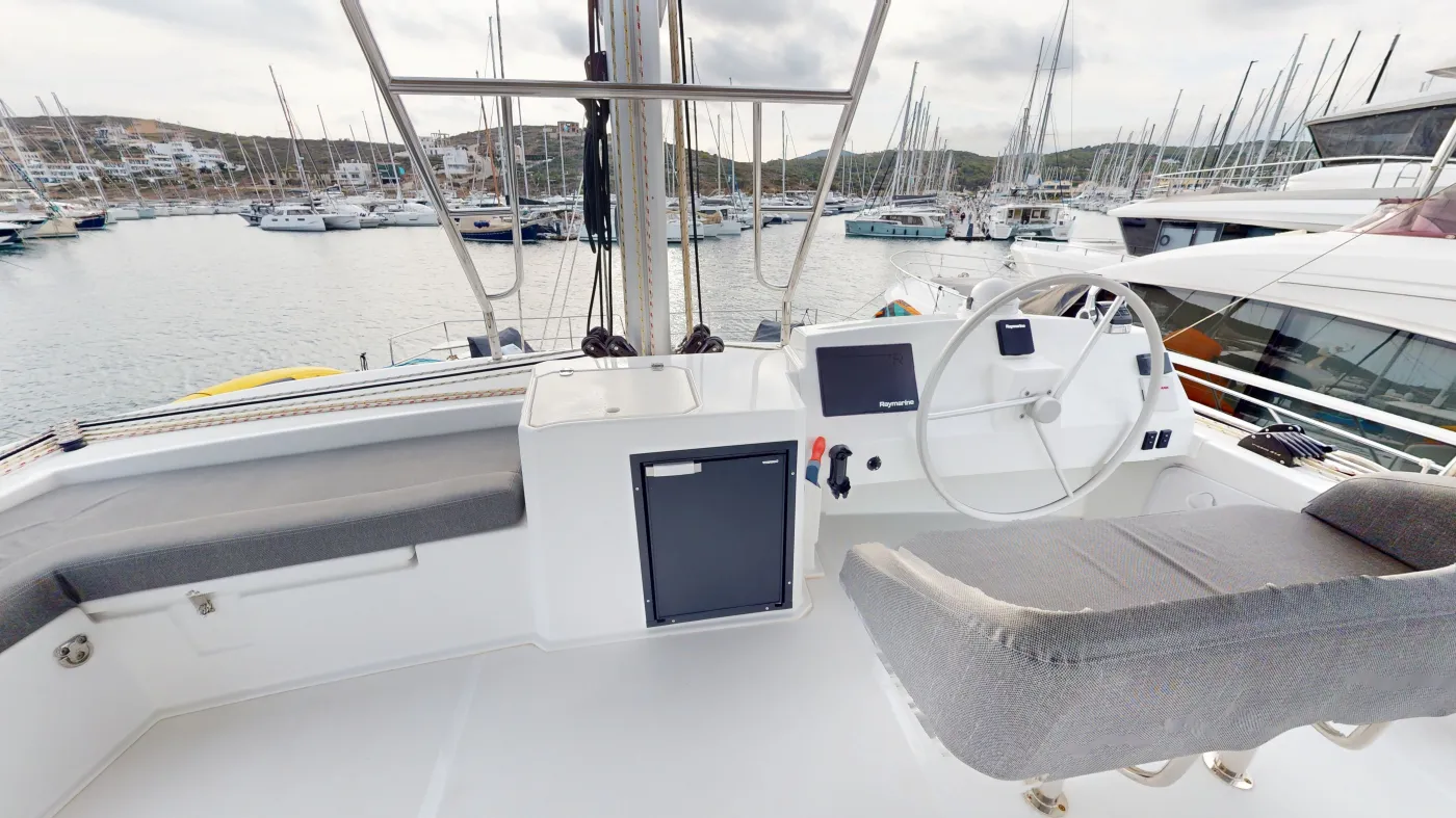 AMMOS IV - Fully Equipped - Catamaran in Anatoliki Attiki