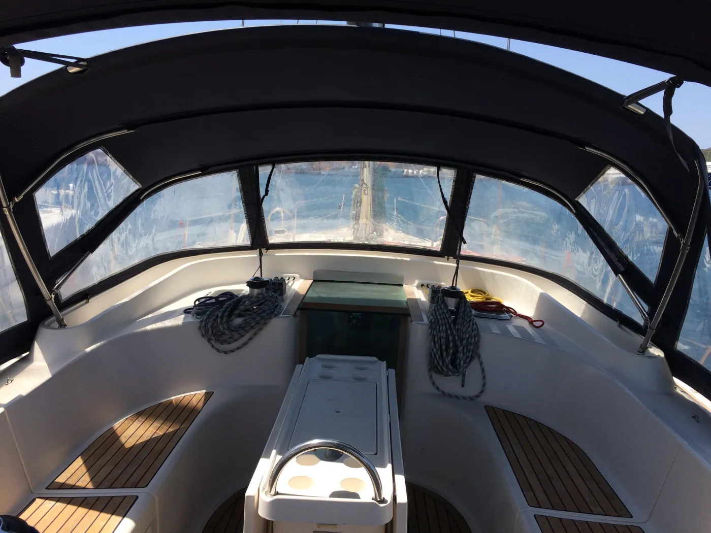 Cronos - Sailboat in Lavrio