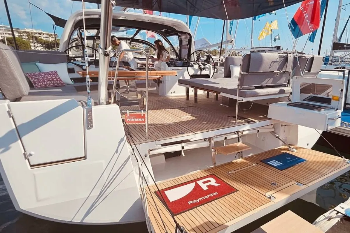 Marina - Yelkenli içinde Salerno