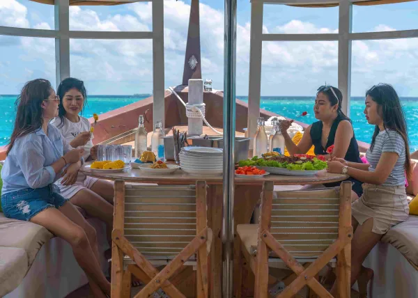 Atoll Villa