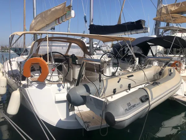 Lucky Slot - (A/C - Generator - Refit 2024)