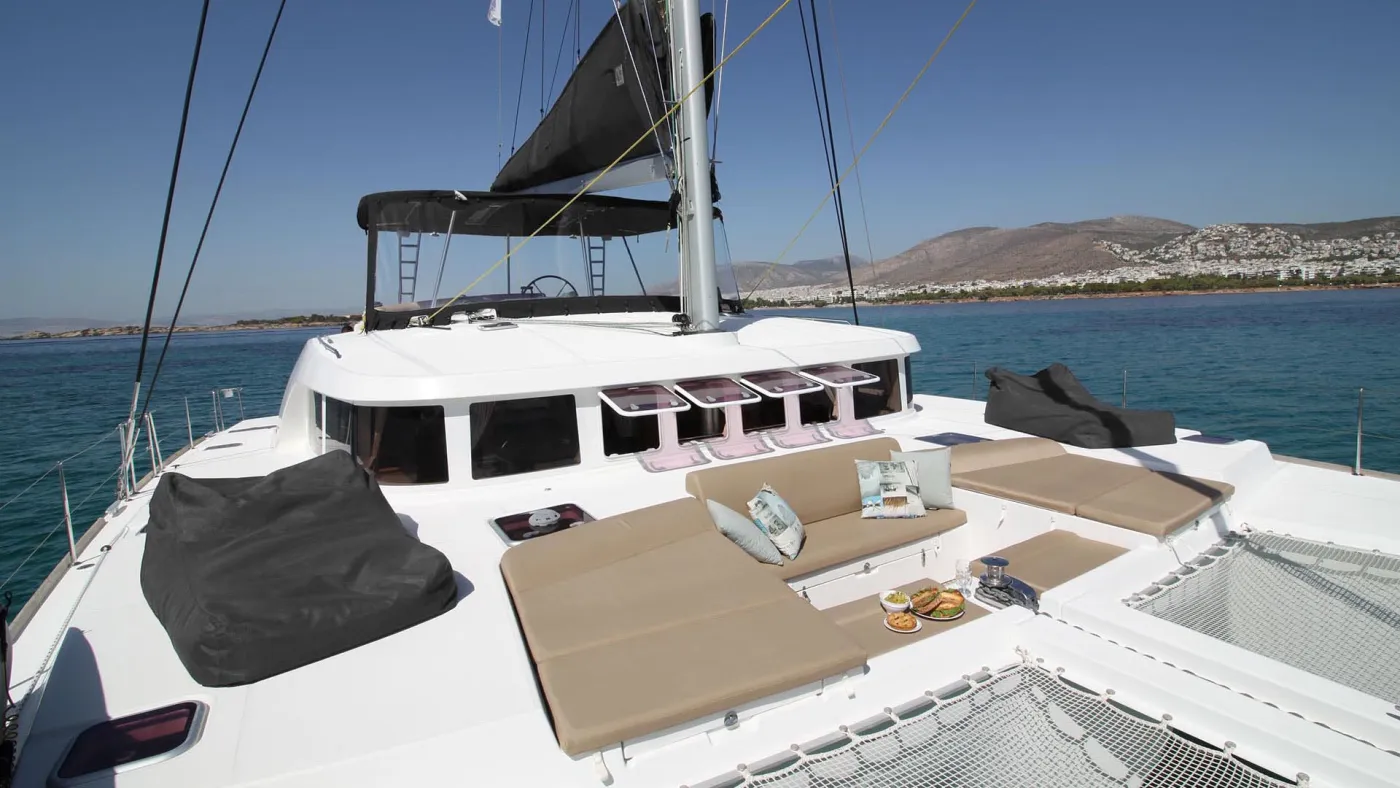 The Full House - (A/C - Generator - Refit 2021) - Katamaran içinde Alimos