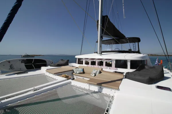 The Full House - (A/C - Generator - Refit 2021)