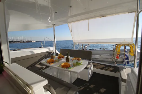 Sailing Blue 4 - Refit 2021