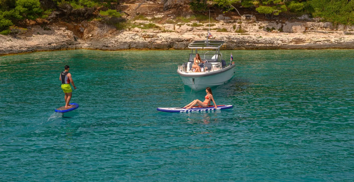 Tanja - Motor Yat içinde Trogir