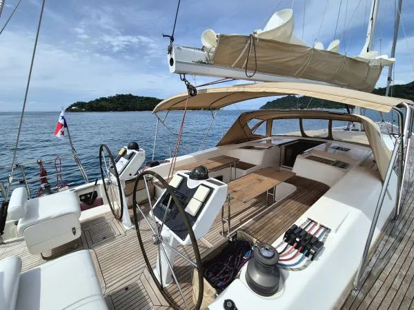Sailing Freedom